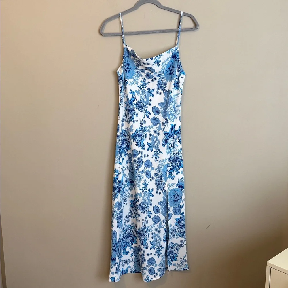 NWOT- Petal & Pup Yelena Dress, Blue, Size 4 - Picture 6 of 12